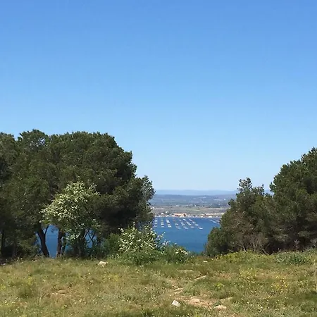 Deux Pieces Avec Vue Canal Et Parking Prive A - Fr-1-338-616 아파트 *