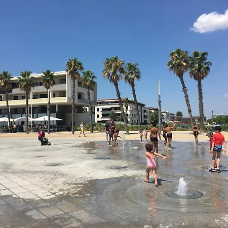 Deux Pieces Avec Vue Canal Et Parking Prive A - Fr-1-338-616 * 세테